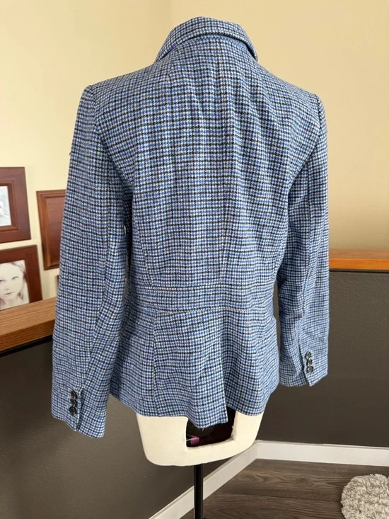Talbots Blue Houndstooth Sport Coat wool
Blend - Picture 3 of 6